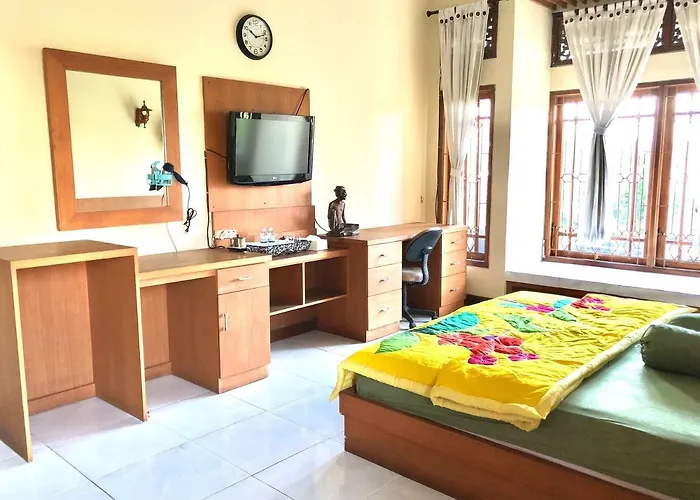Dewas Bali Gasthuis 2*
